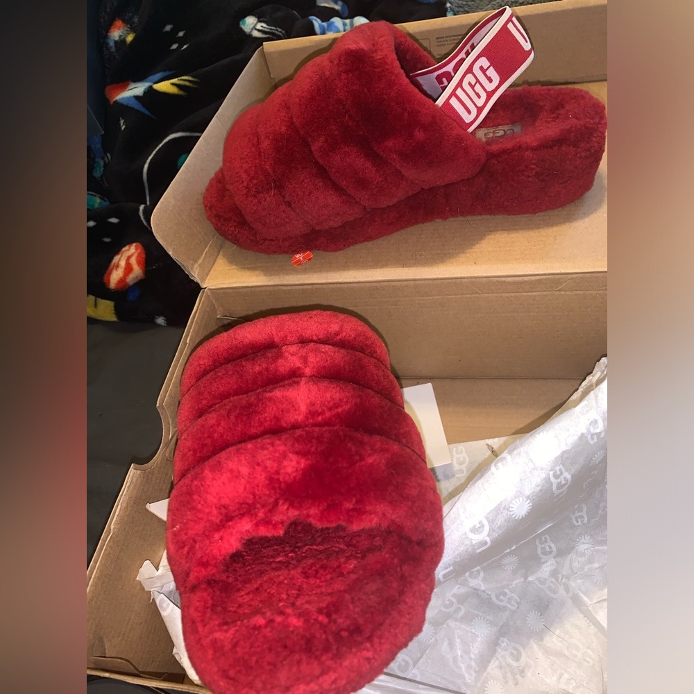 Fluffy Yea Slide